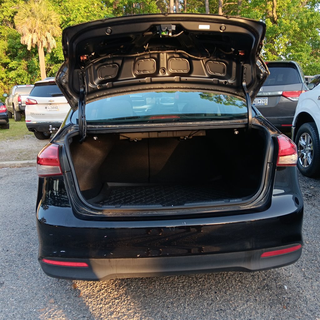2018 Kia Forte - $9,900