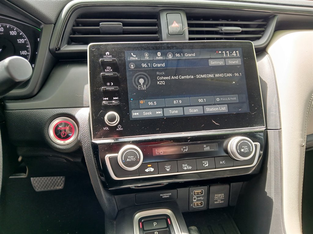 2019 Honda Insight EX photo
