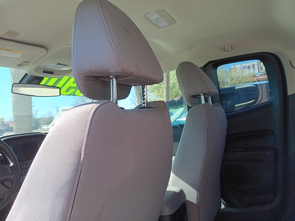 2019 Chevrolet Colorado - $17,900