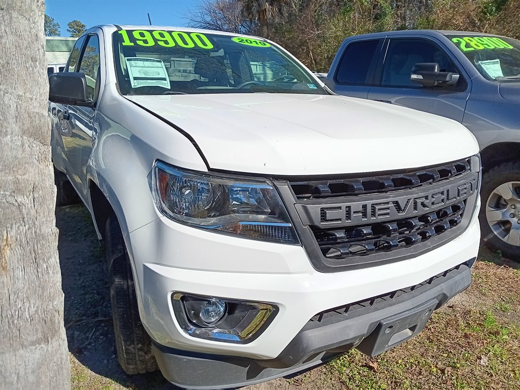 2019 Chevrolet Colorado - $17,900