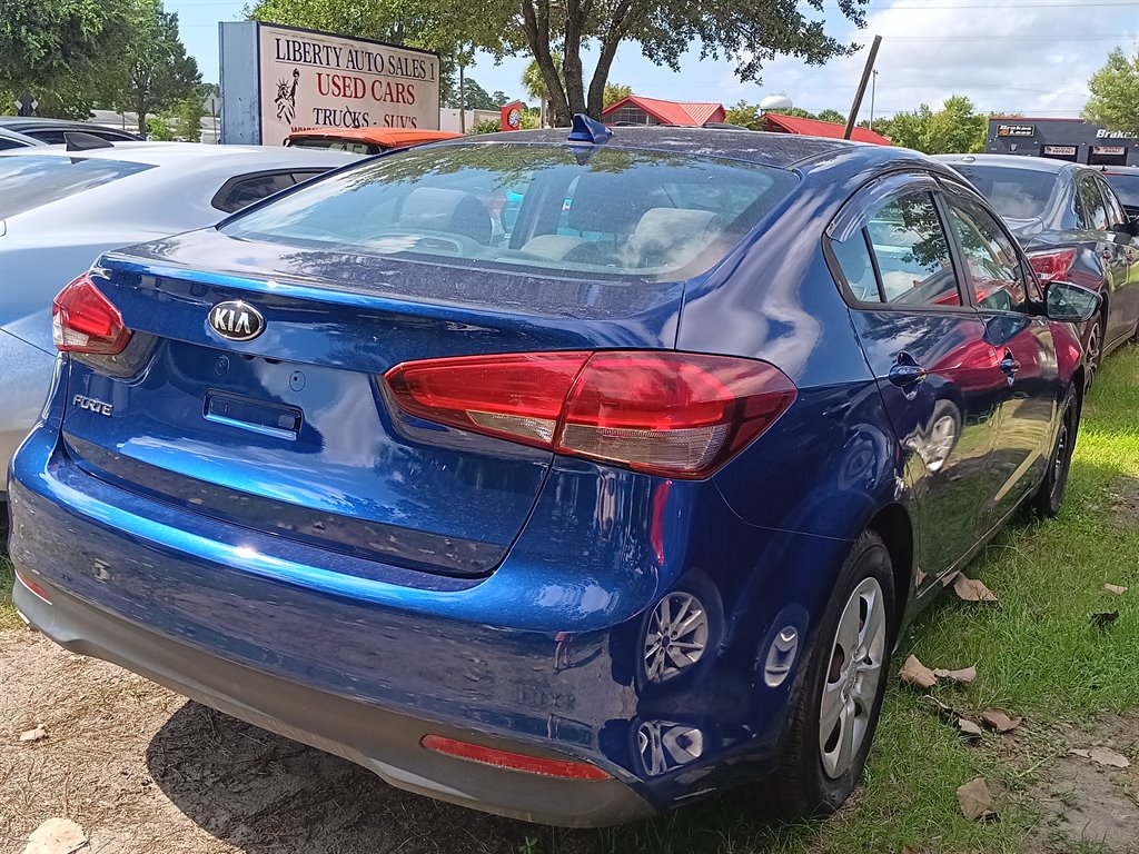 2018 Kia Forte - $10,900