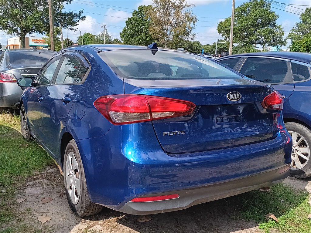 2018 Kia Forte - $10,900
