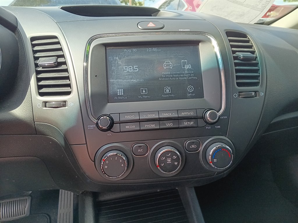2018 Kia Forte - $10,900
