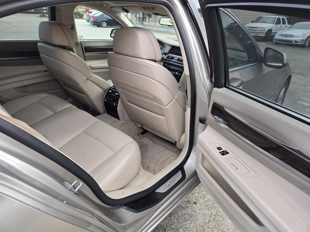 2011 BMW 750xi - $6,900