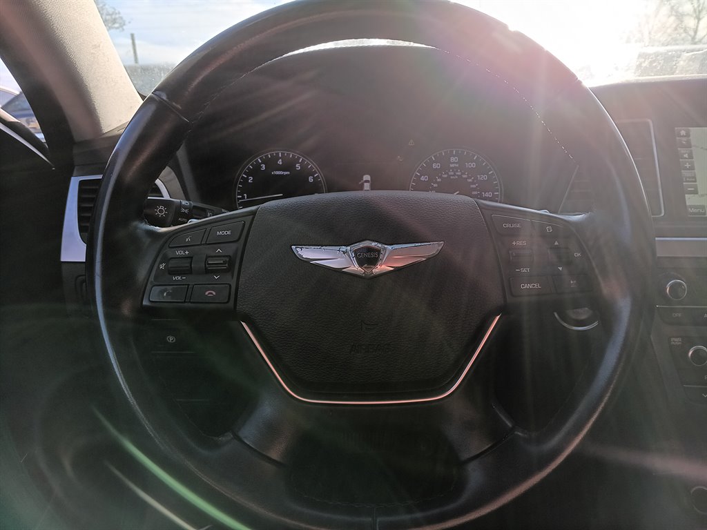 2015 Hyundai Genesis - $14,900
