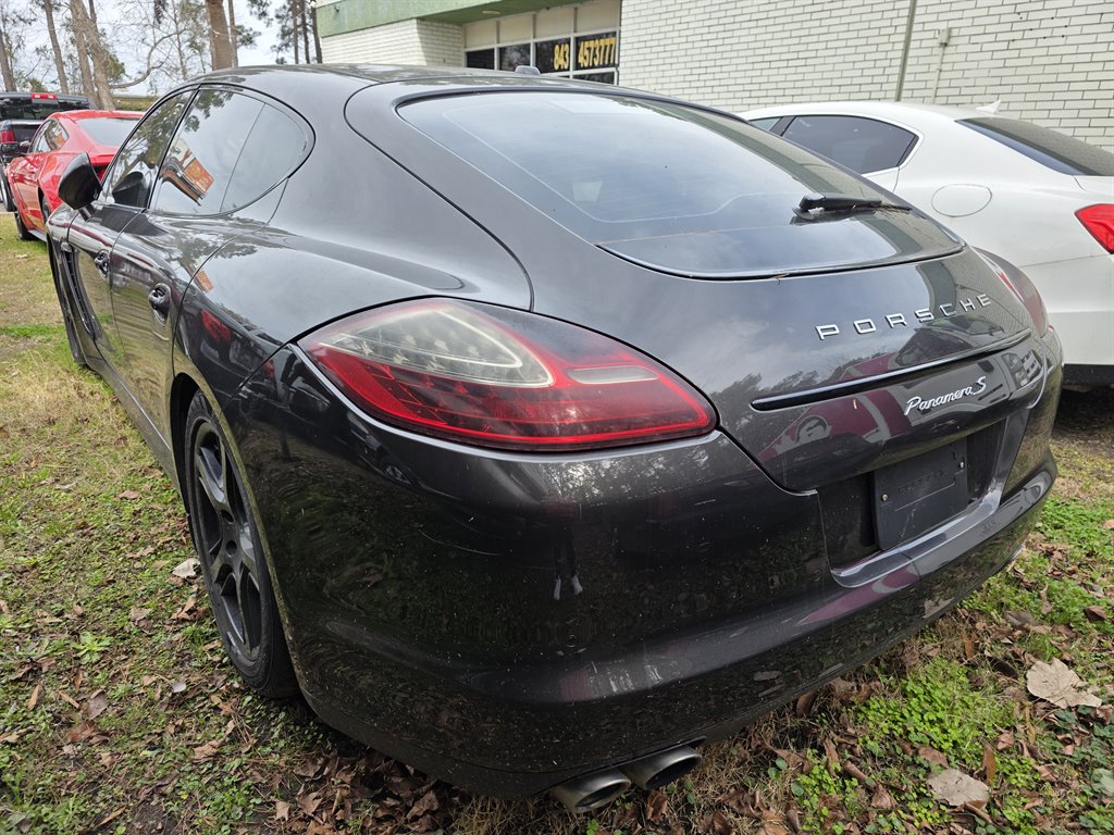 2013 Porsche Panamera - $22,900