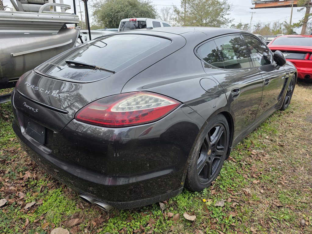 2013 Porsche Panamera - $22,900