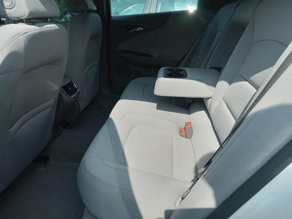 2016 Chevrolet Malibu LT photo