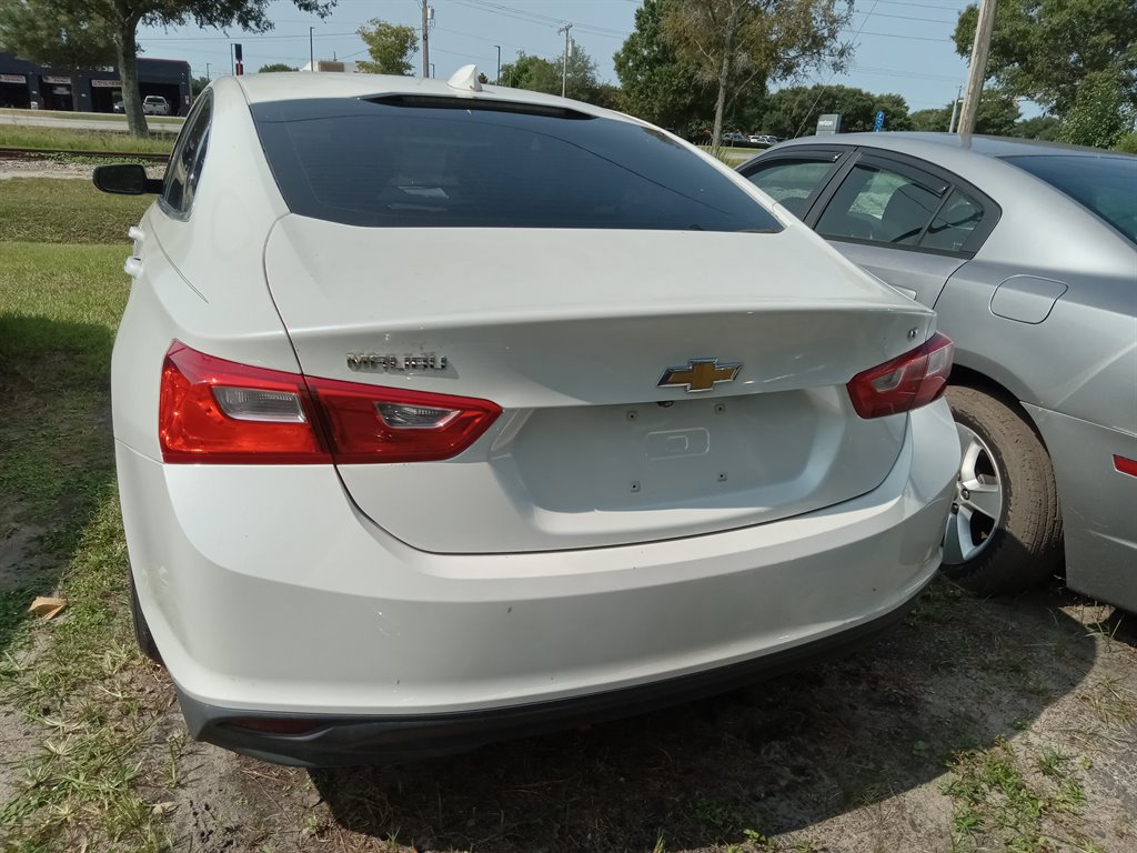 2016 Chevrolet Malibu LT photo
