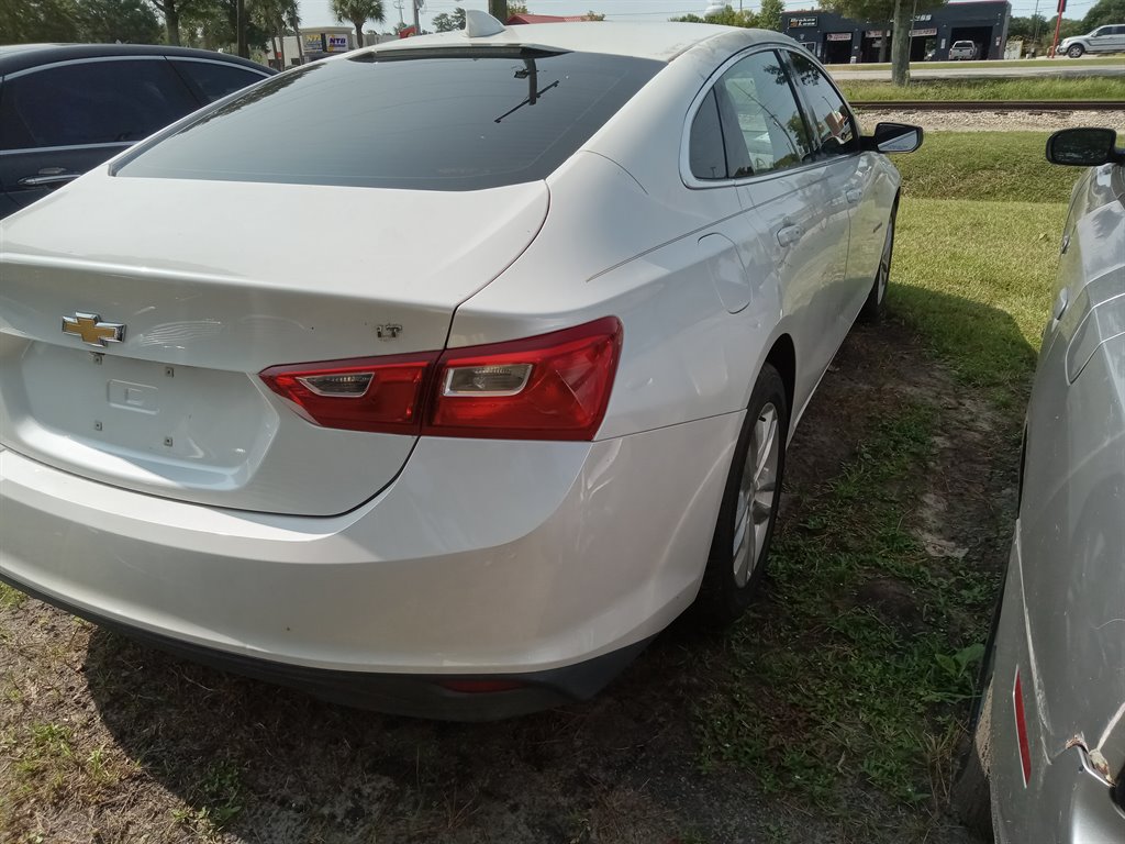 2016 Chevrolet Malibu LT photo