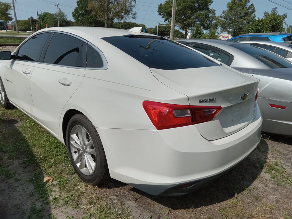 2016 Chevrolet Malibu LT photo