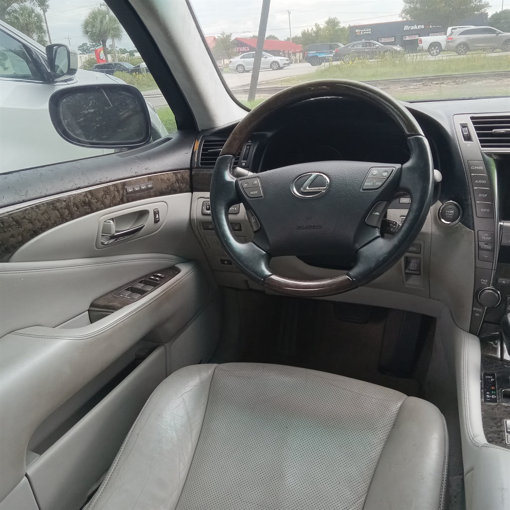 2007 Lexus LS 460 L photo