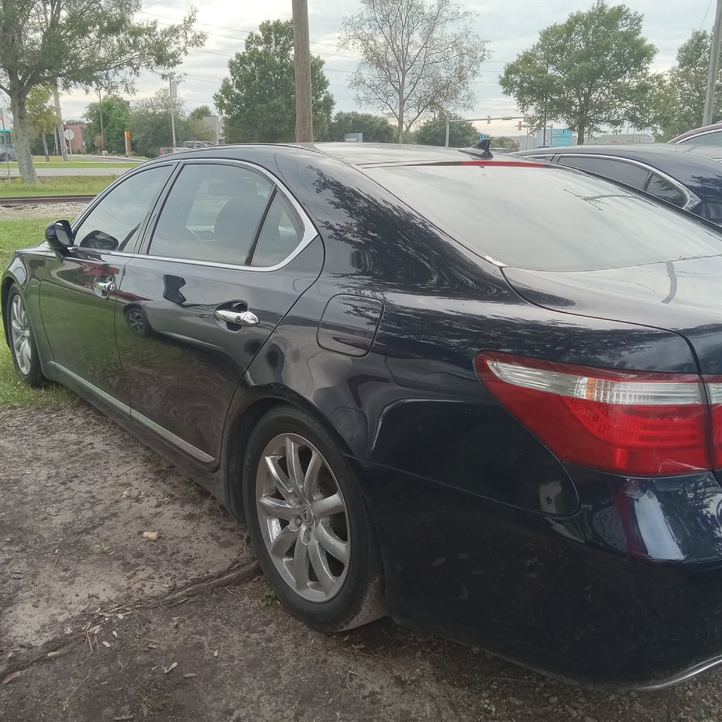 2007 Lexus LS 460 L photo