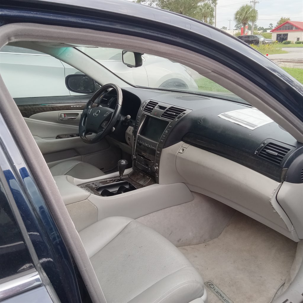 2007 Lexus LS 460 L photo