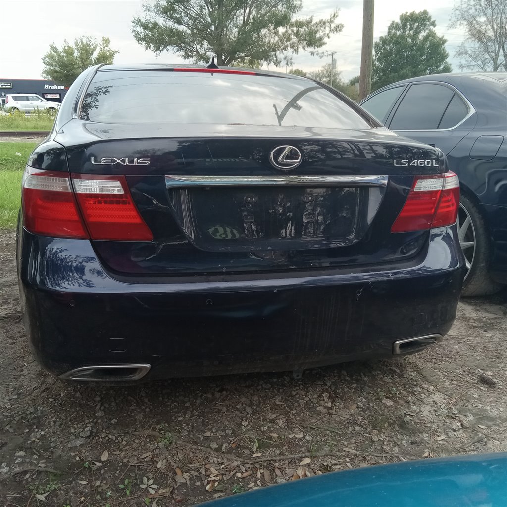 2007 Lexus LS 460 L photo