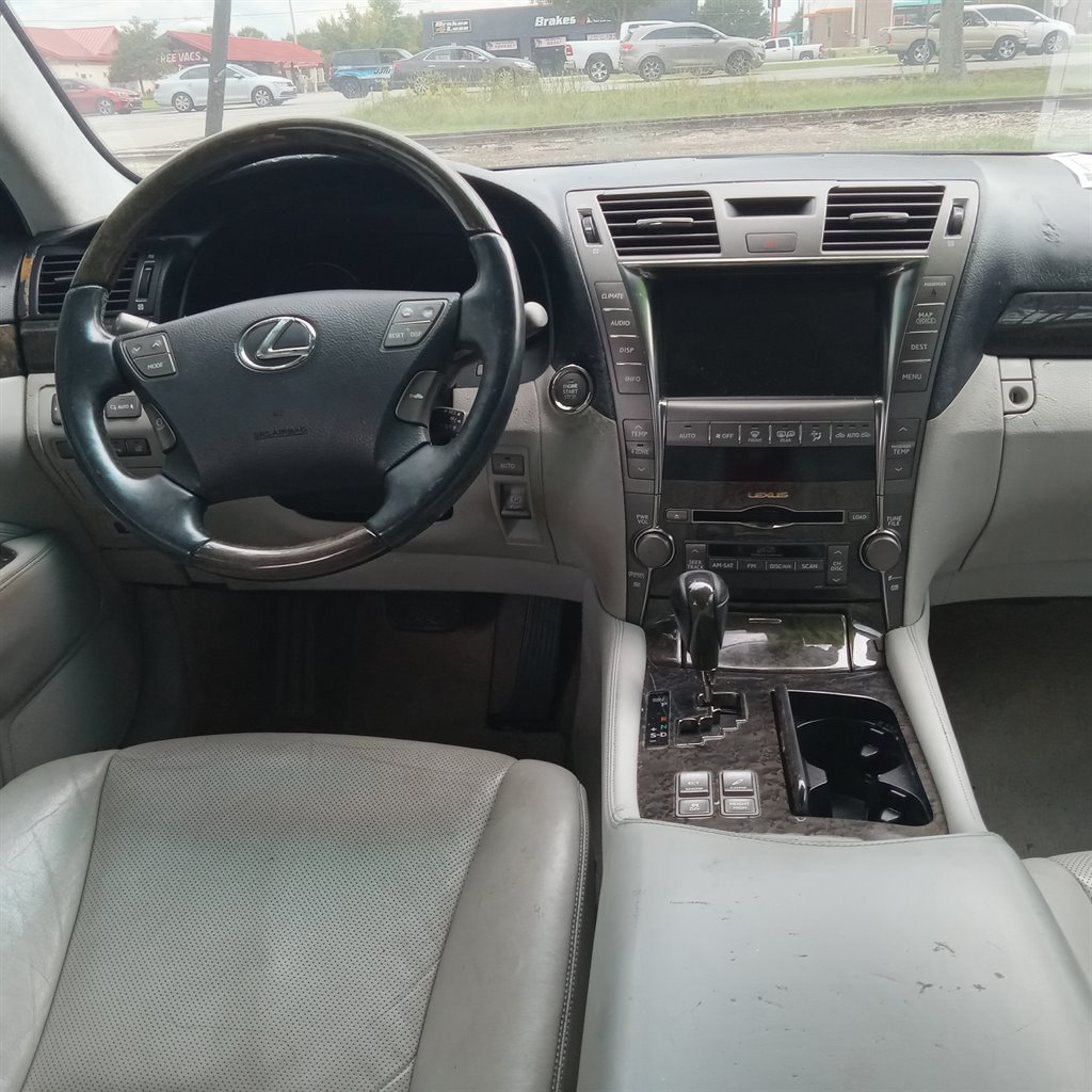 2007 Lexus LS 460 L photo