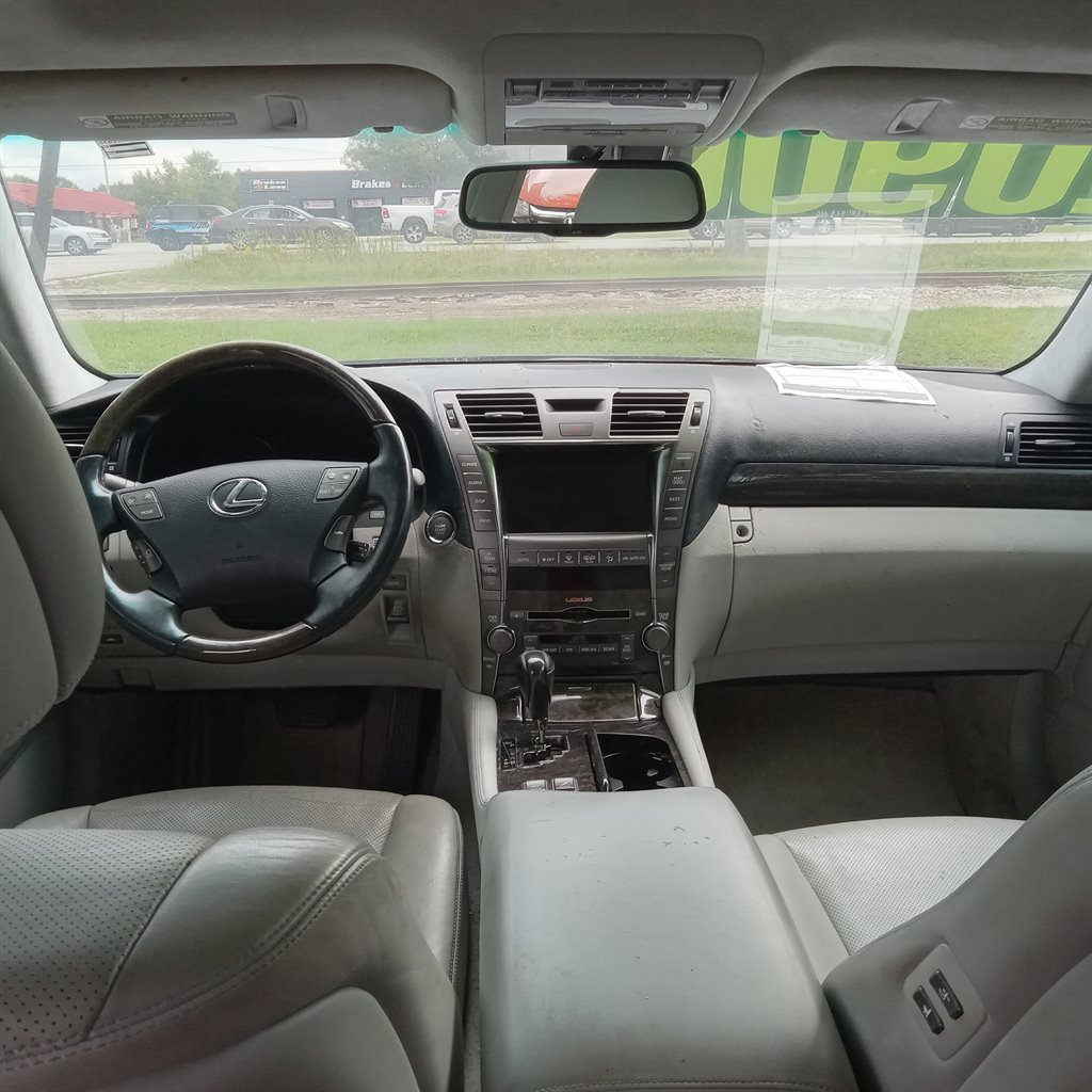 2007 Lexus LS 460 L photo