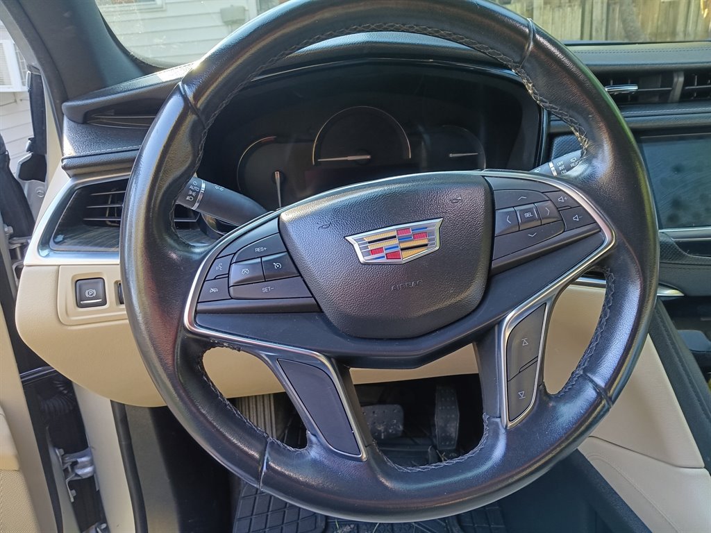 2018 Cadillac XT5 - $14,900