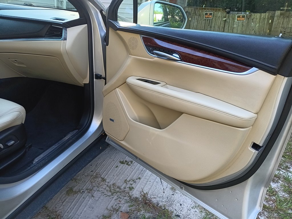 2018 Cadillac XT5 - $14,900