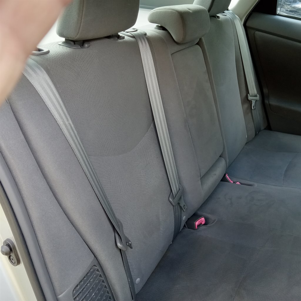 2010 Toyota Prius - $7,900