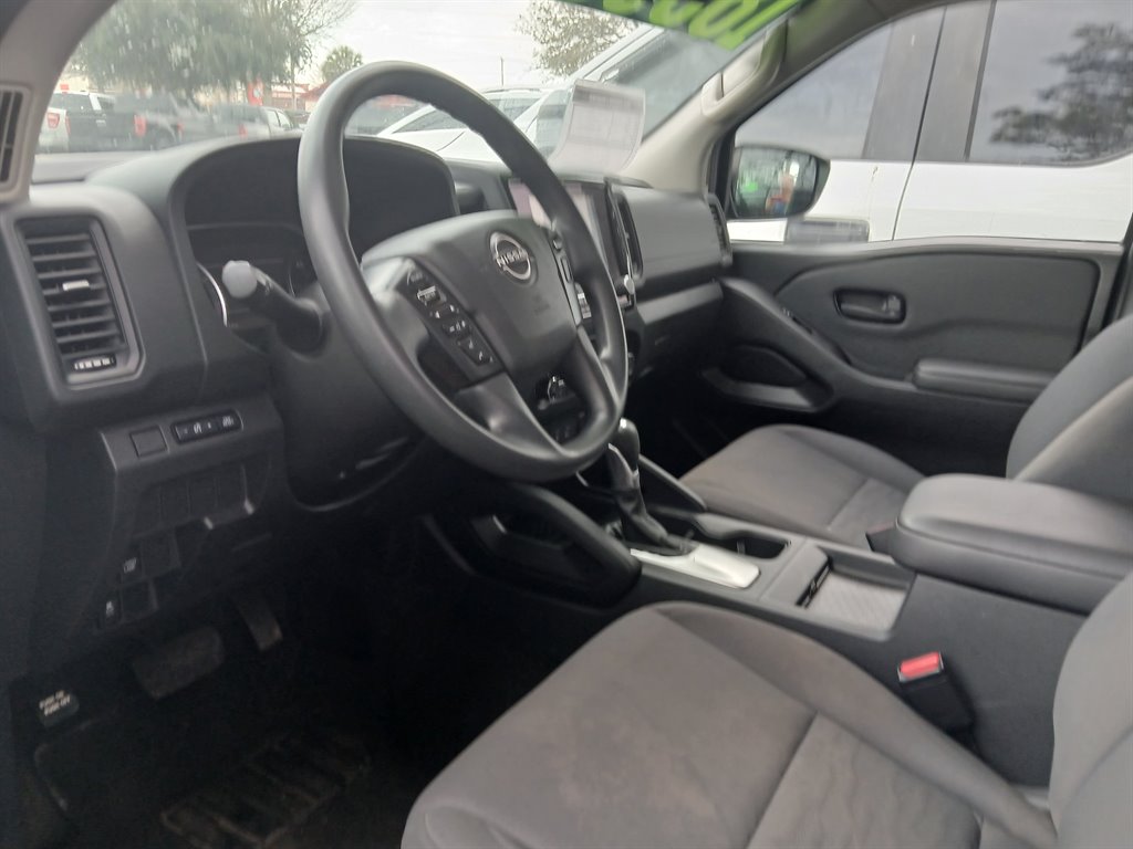 2022 Nissan Frontier S photo