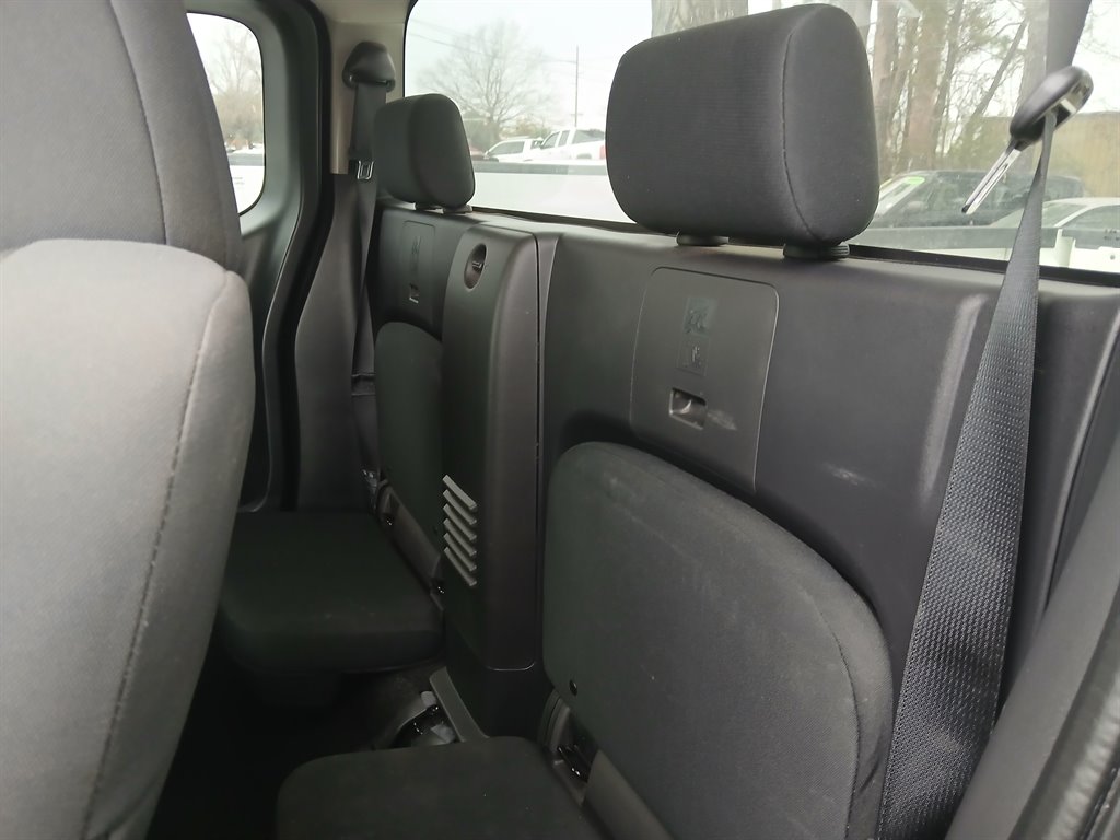 2022 Nissan Frontier S photo