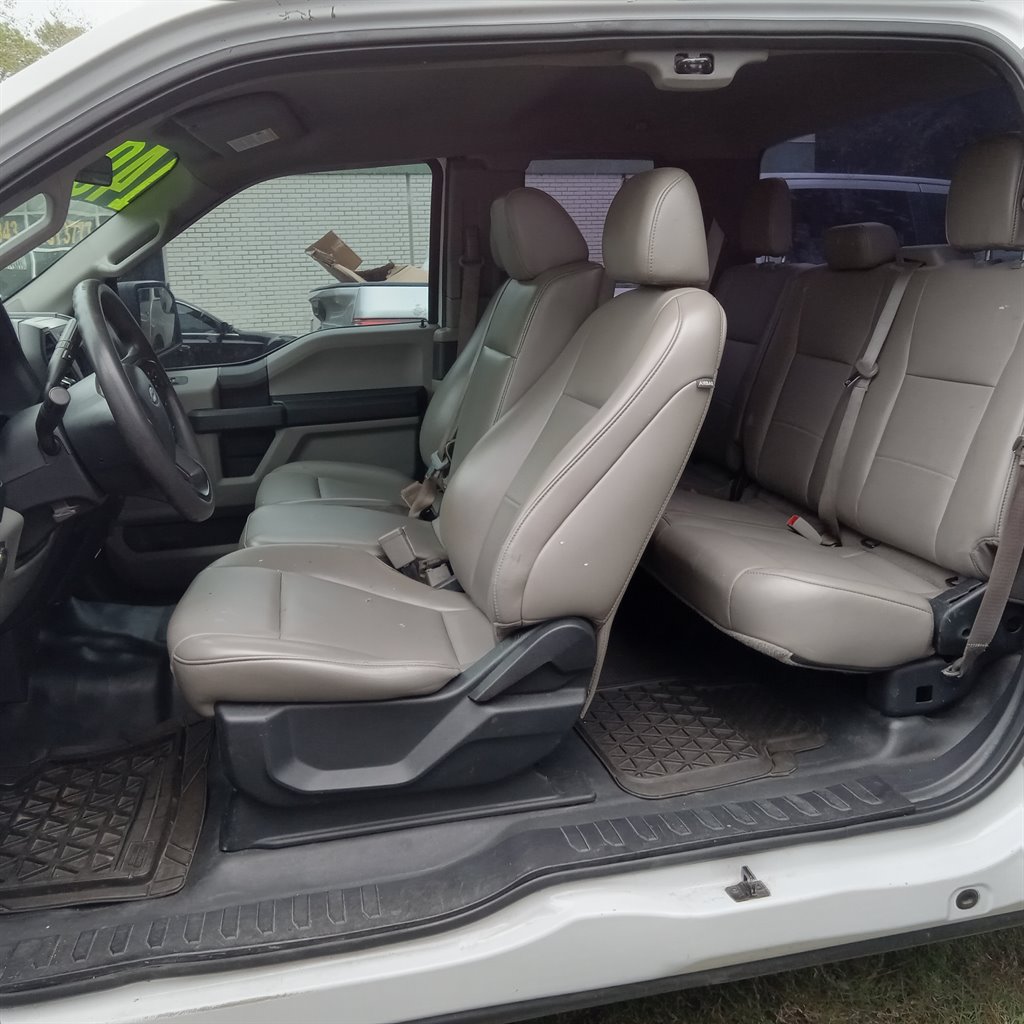 2018 Ford F150 Lariat photo