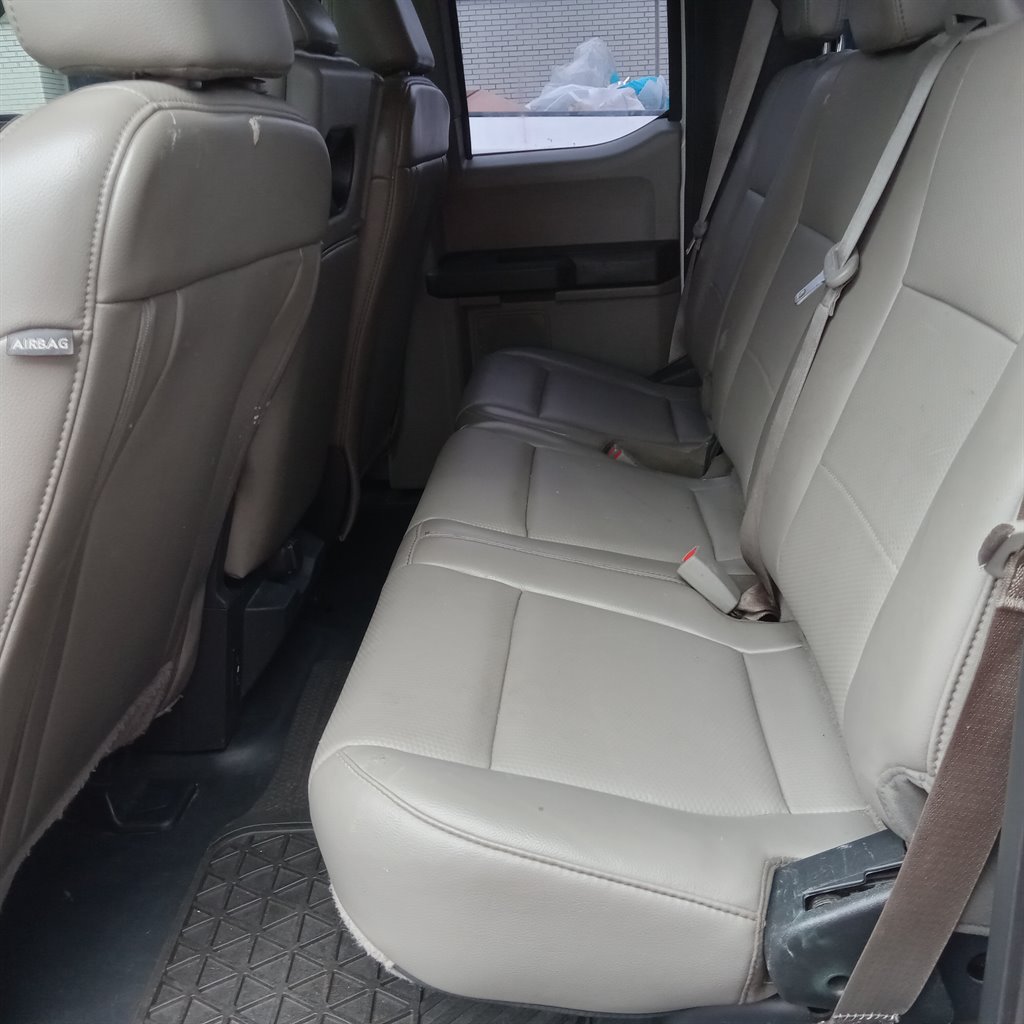 2018 Ford F150 Lariat photo