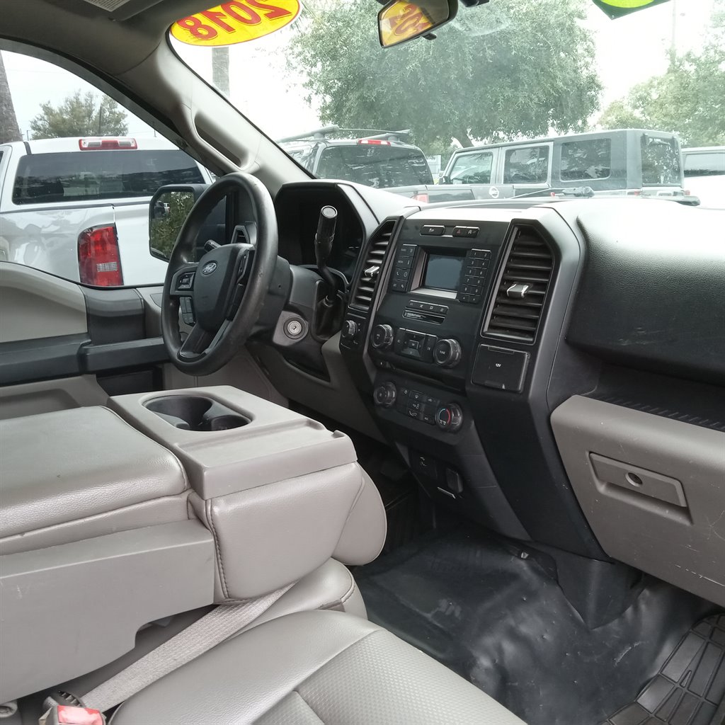 2018 Ford F150 Lariat photo