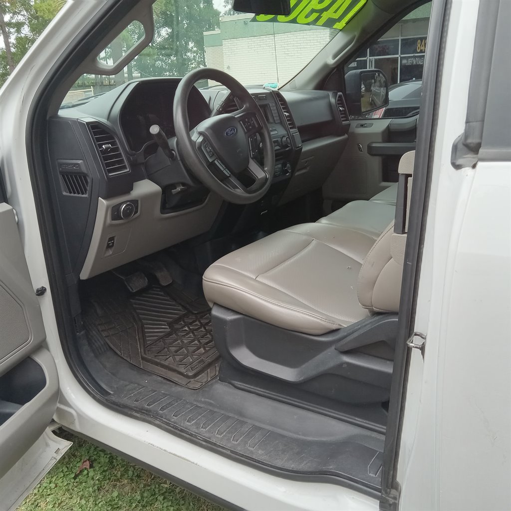 2018 Ford F150 Lariat photo