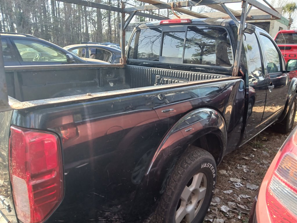 2006 Nissan Frontier SE photo