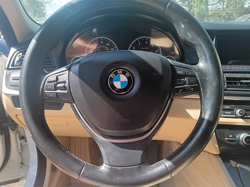 2015 BMW 528i - $8,990