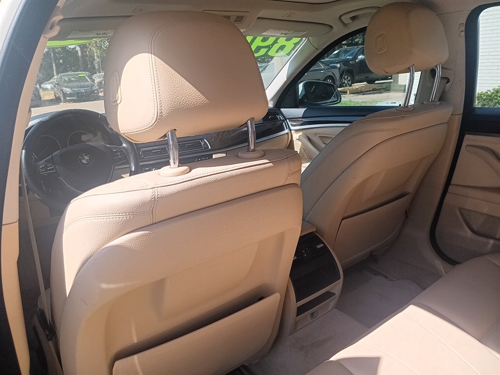 2015 BMW 528i - $8,990