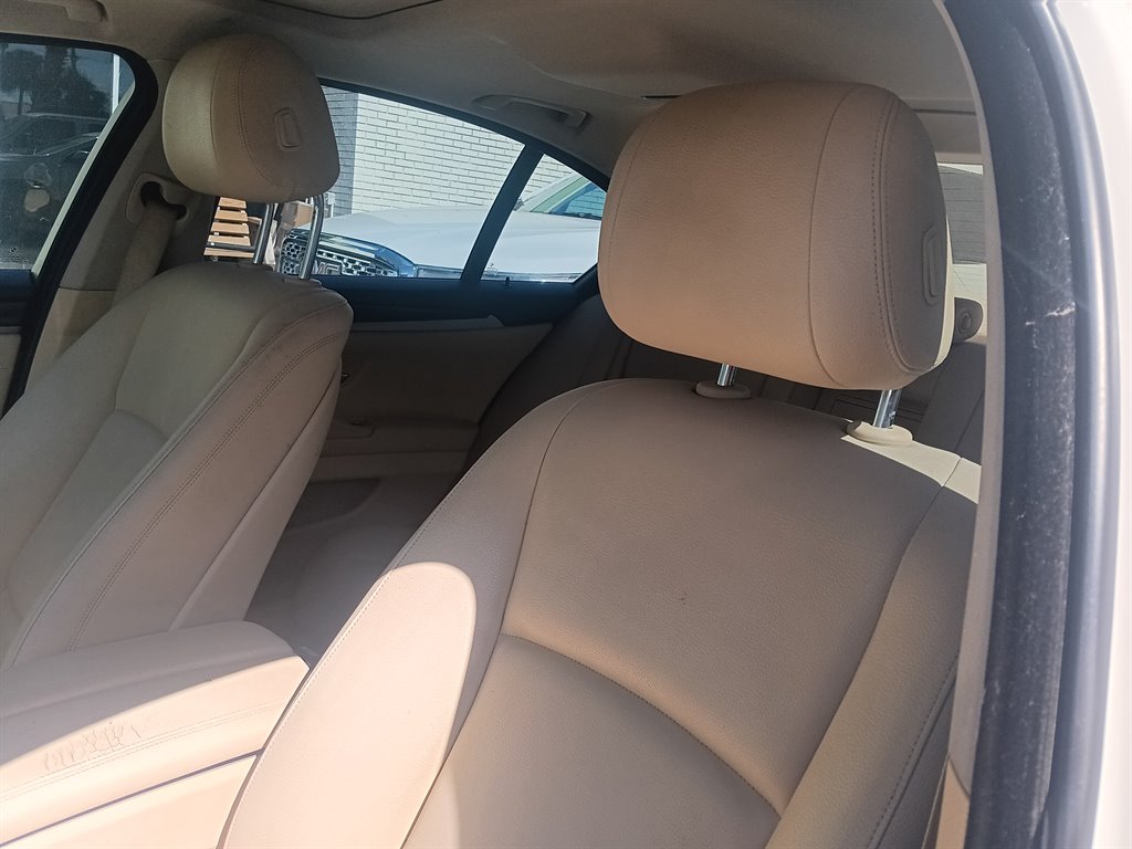 2015 BMW 528i - $8,990