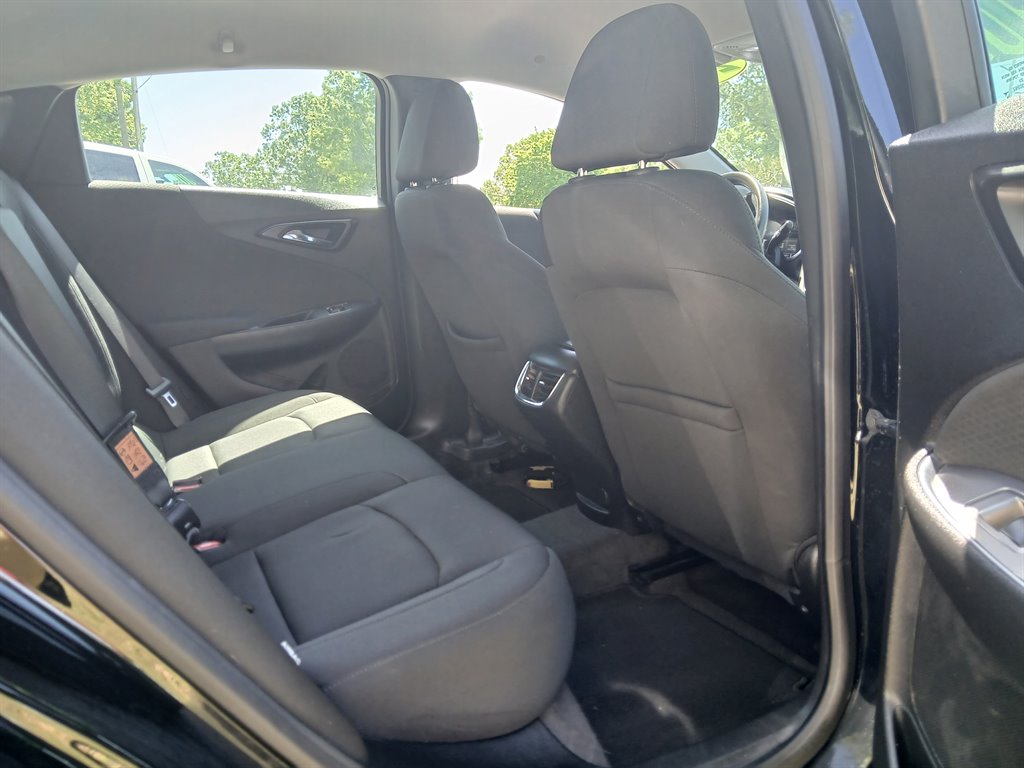 2020 Chevrolet Malibu LT photo