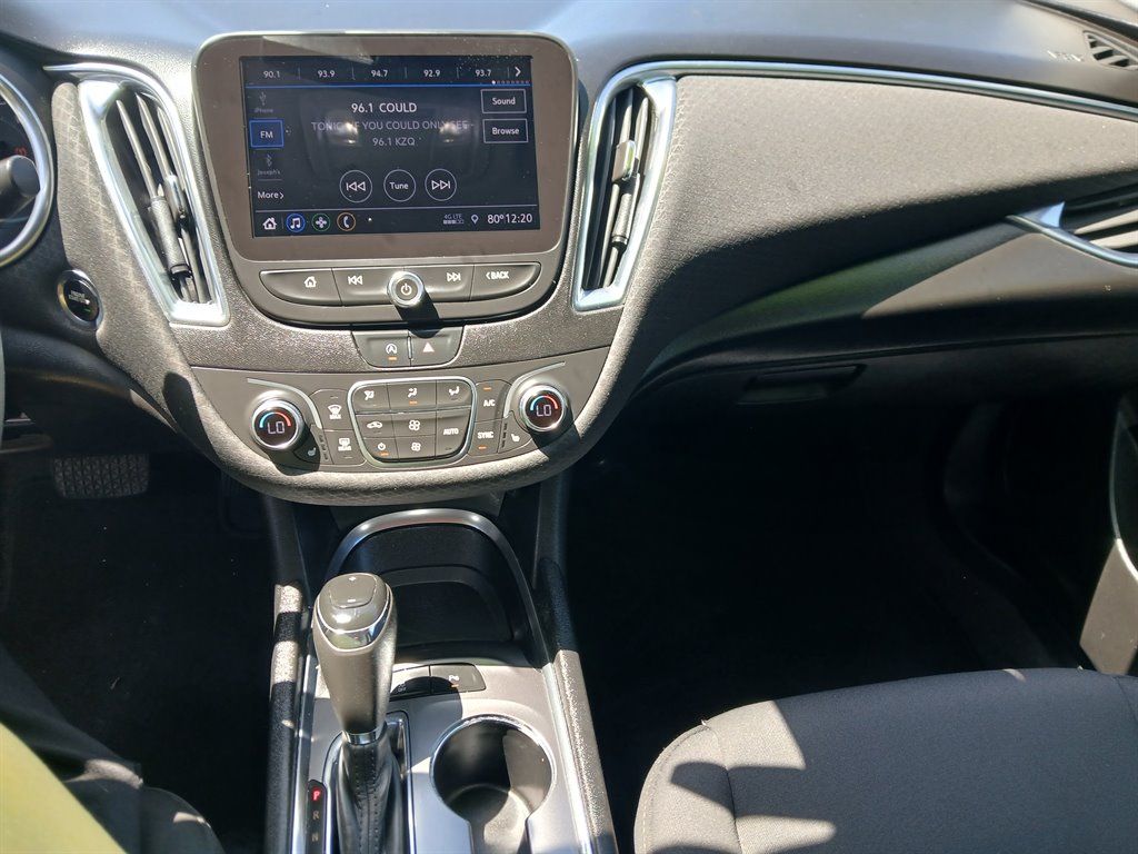 2020 Chevrolet Malibu LT photo