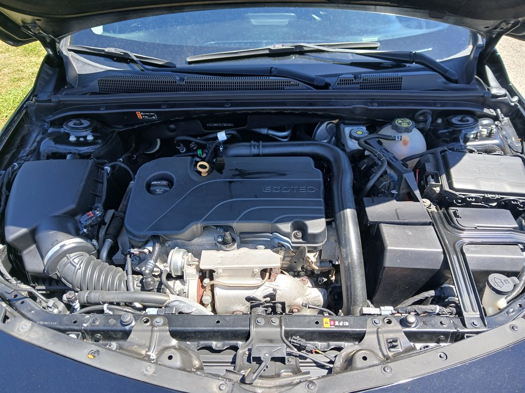 2020 Chevrolet Malibu LT photo