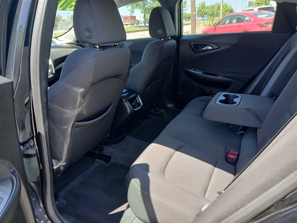 2020 Chevrolet Malibu LT photo