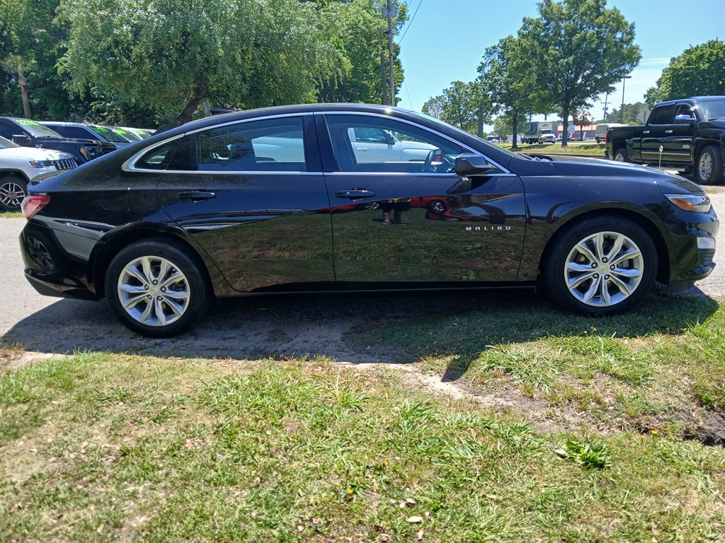 2020 Chevrolet Malibu LT photo