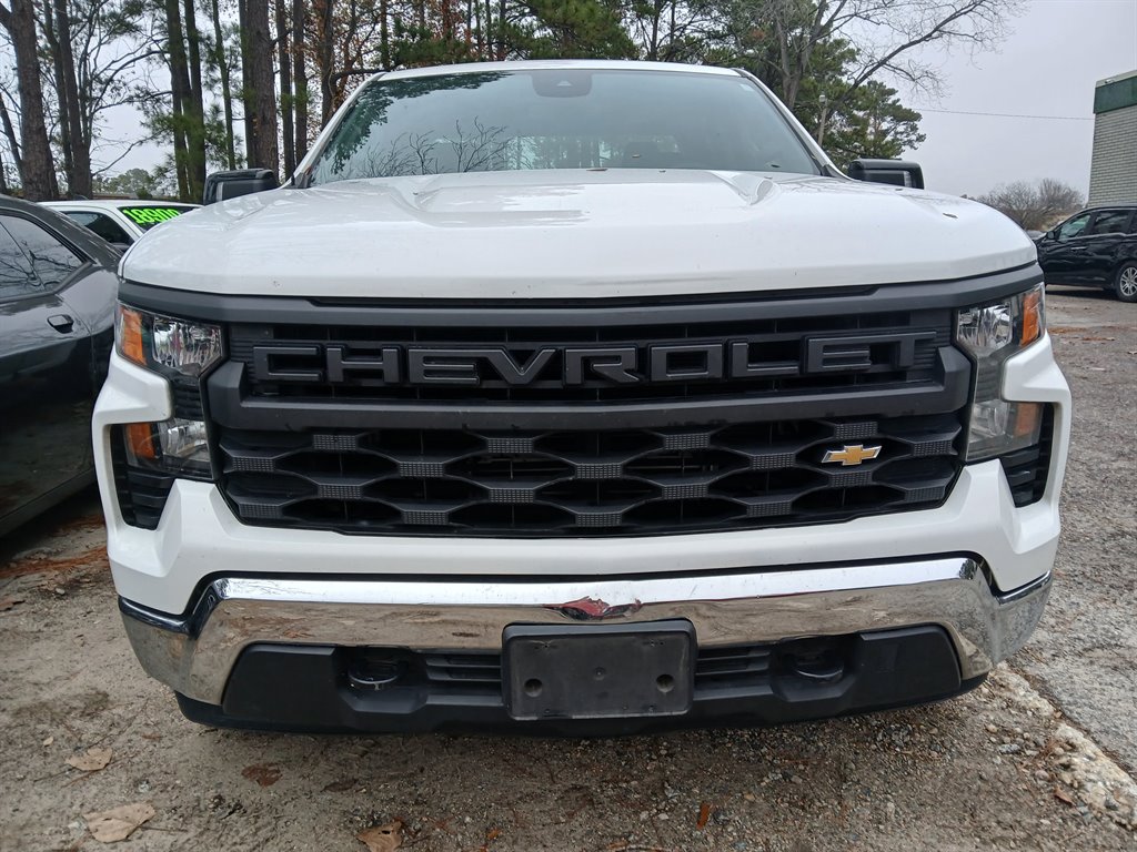 2022 Chevrolet Silverado 1500 - $28,900