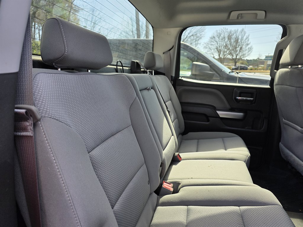 2016 Chevrolet Silverado 1500 - $18,900