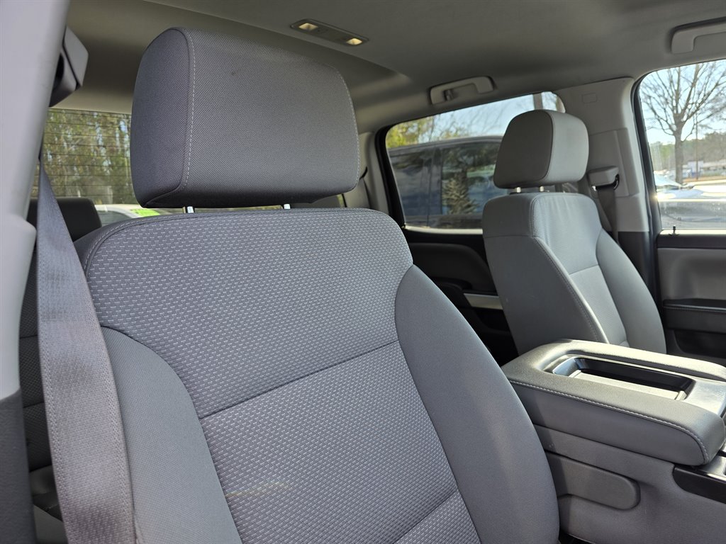 2016 Chevrolet Silverado 1500 - $18,900