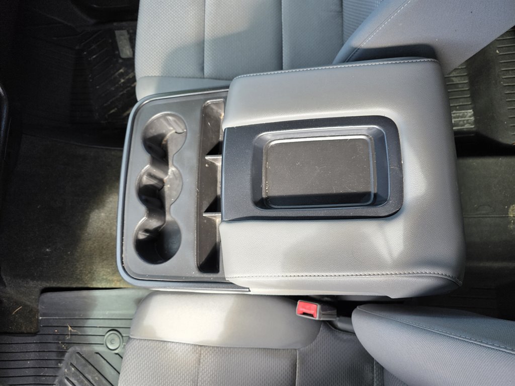 2016 Chevrolet Silverado 1500 - $18,900