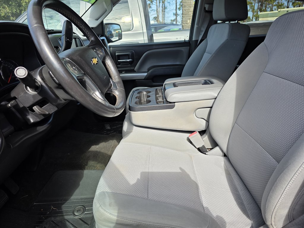 2016 Chevrolet Silverado 1500 - $18,900