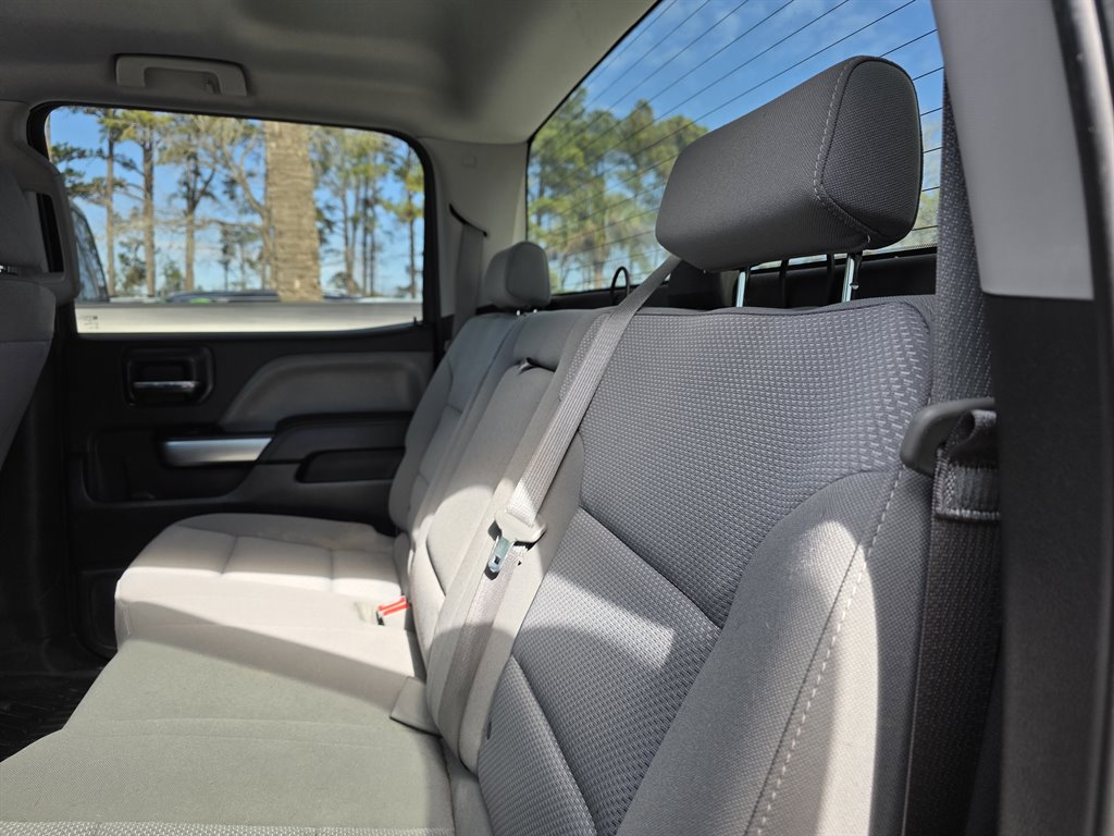 2016 Chevrolet Silverado 1500 - $18,900