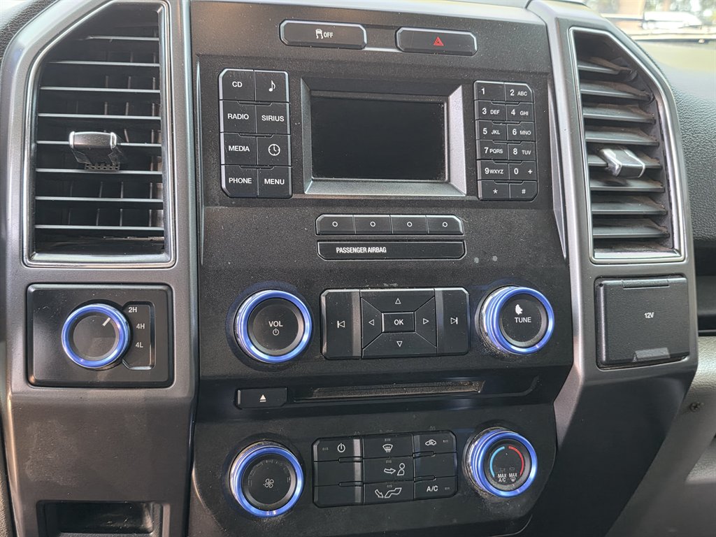 2017 Ford F-150 - $16,900