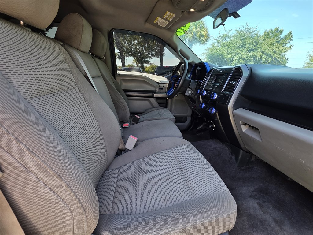 2017 Ford F-150 - $16,900