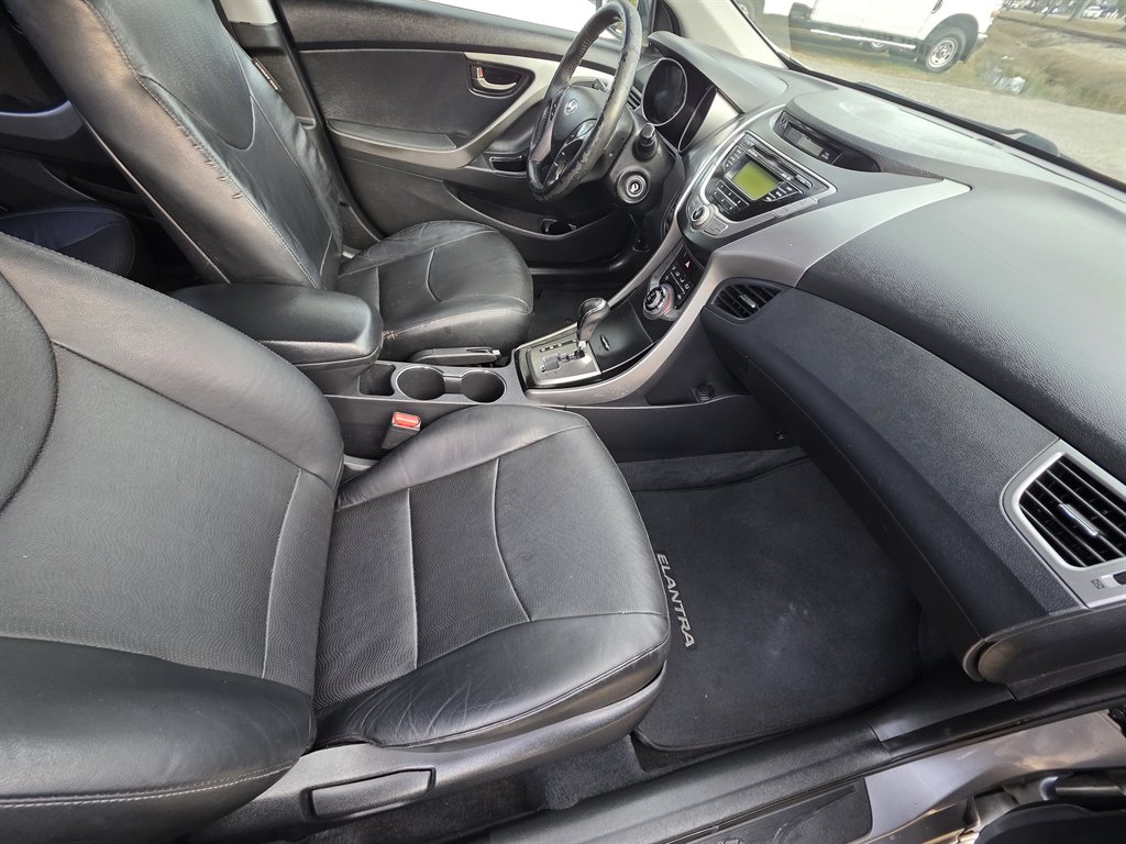 2013 Hyundai Elantra - $6,900
