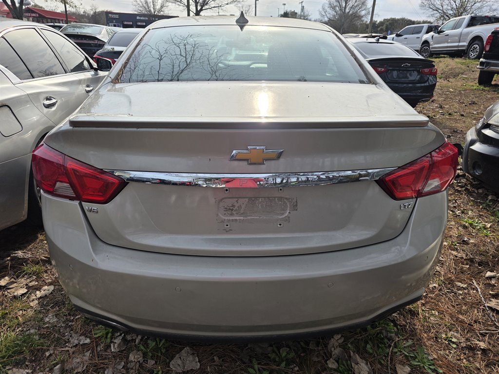 2015 Chevrolet Impala - $9,900
