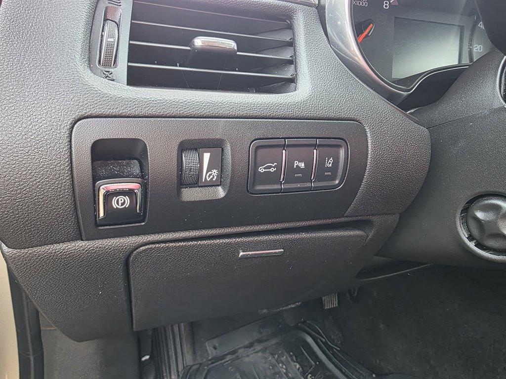 2015 Chevrolet Impala - $9,900
